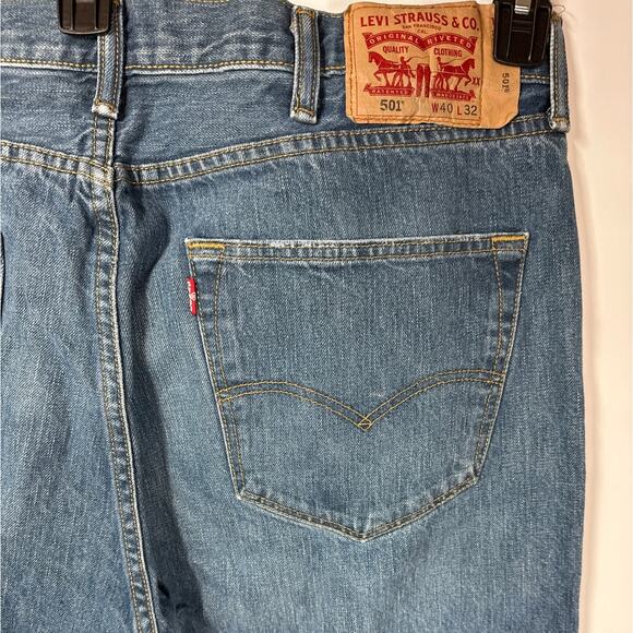 Levi’s 501 Men's Button Fly Straight Leg Denim Jeans Medium Wash Size 40x32 - Picture 7 of 12